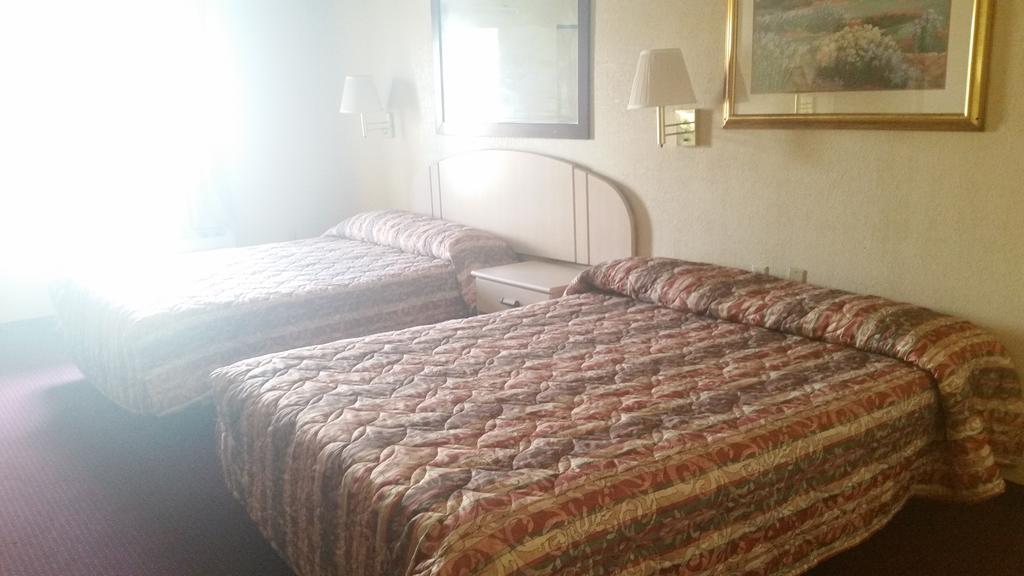 Royal Inn Alachua Zimmer foto